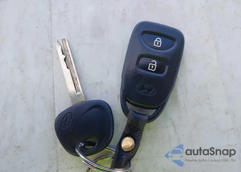 2013 Hyundai Accent Gls from USA, damaged, VIN KMHCU4AE8DU578490